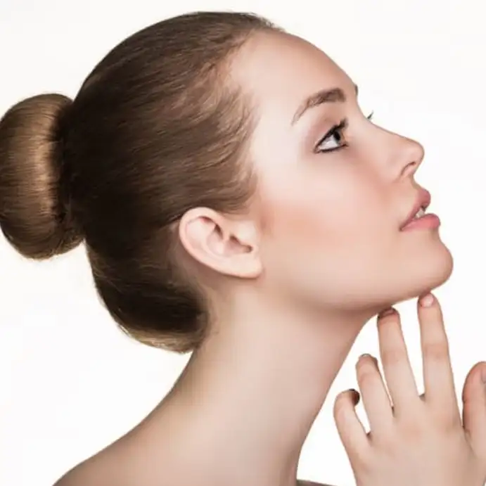 Leer información relacionada a ¿En que consiste un Lifting de cuello?