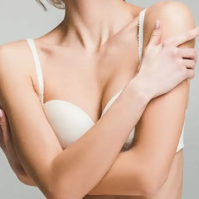 Leer información relacionada a Ptosis mamaria: causas y tratamientos