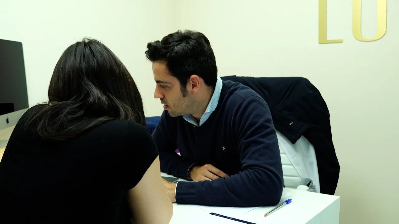 Marina López realiza uma rinoplastia na EGOS