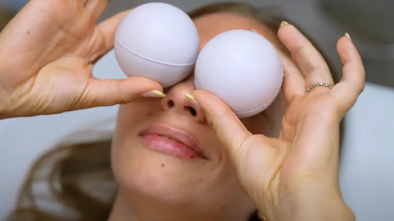 La meva primera vegada amb àcid hialurònic, Núria reacciona