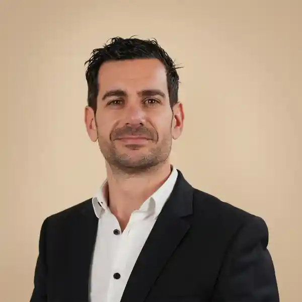 Imagen de Dr. Tiago Gomes