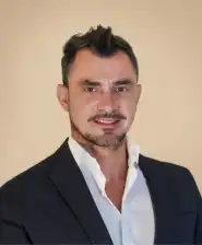 Dr. Martín Gastón
